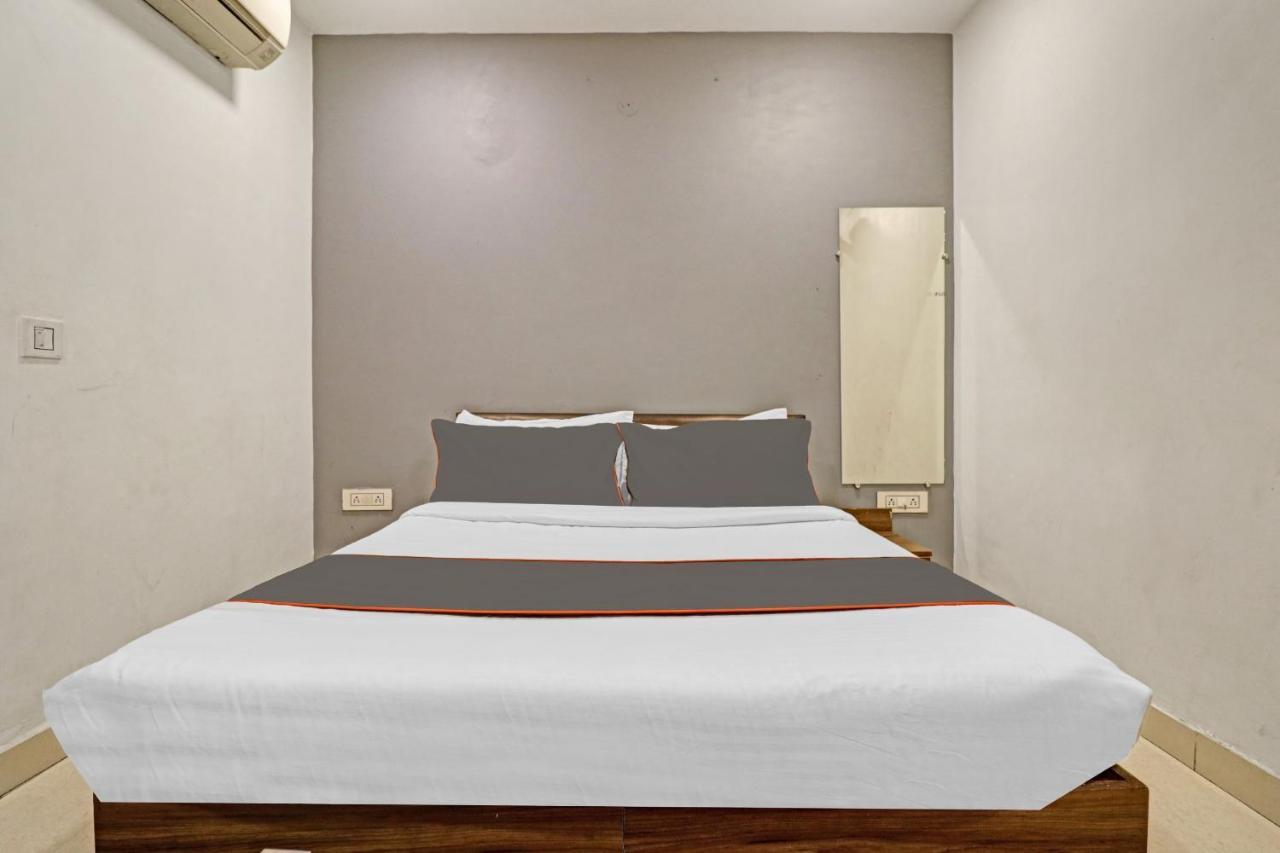 Hotel Collection O Seven Heaven Nuova Delhi Esterno foto