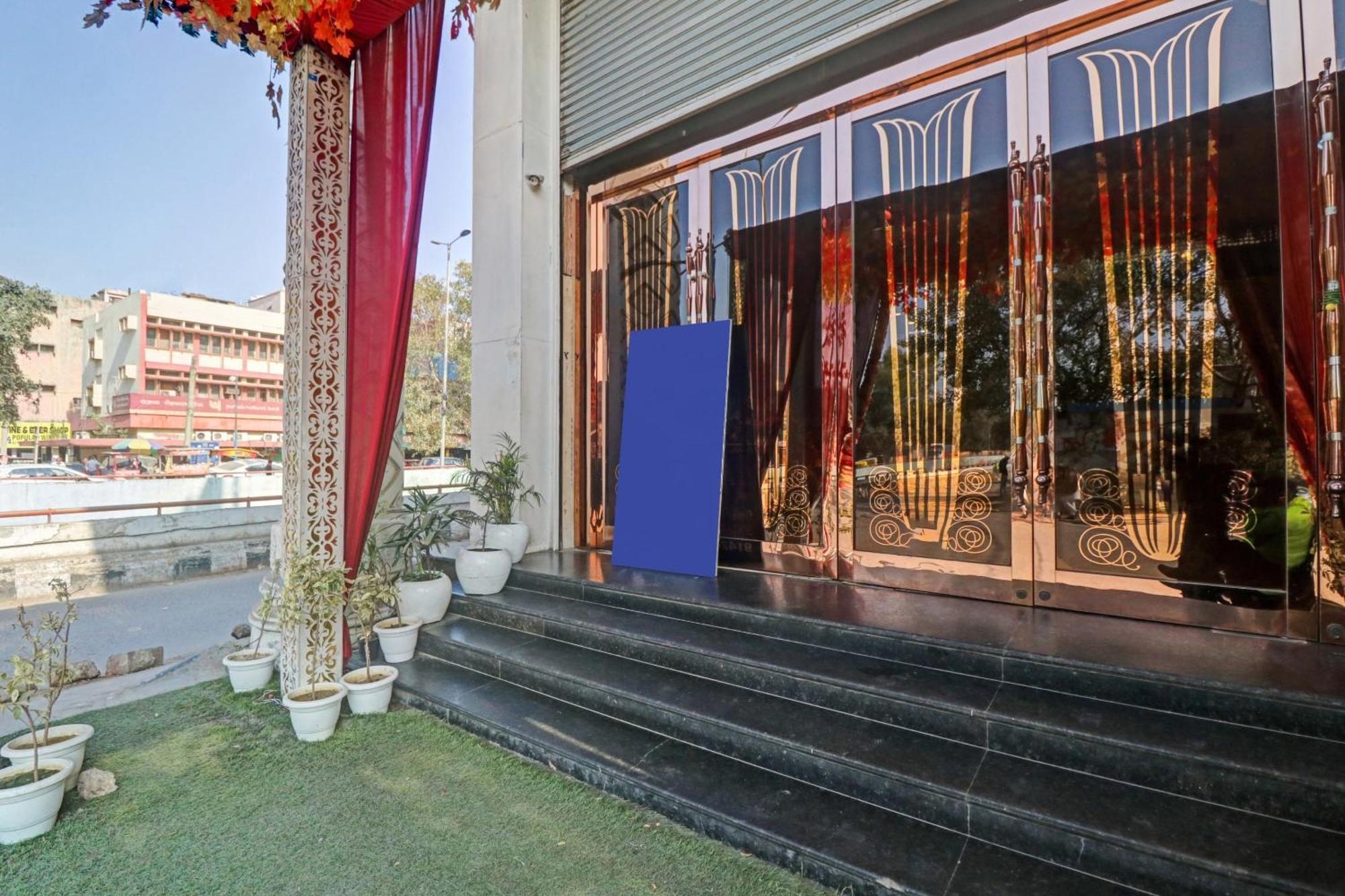Hotel Collection O Seven Heaven Nuova Delhi Esterno foto